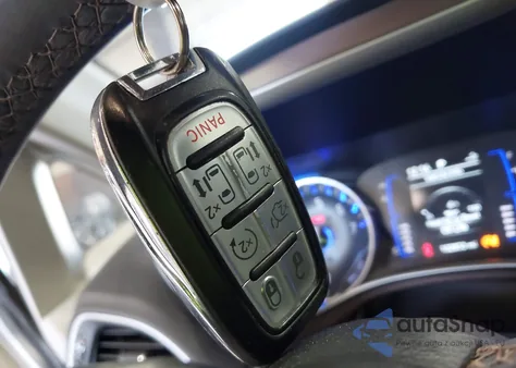 2018 Chrysler Pacifica Touring L from USA, damaged, VIN 2C4RC1BG4JR294752